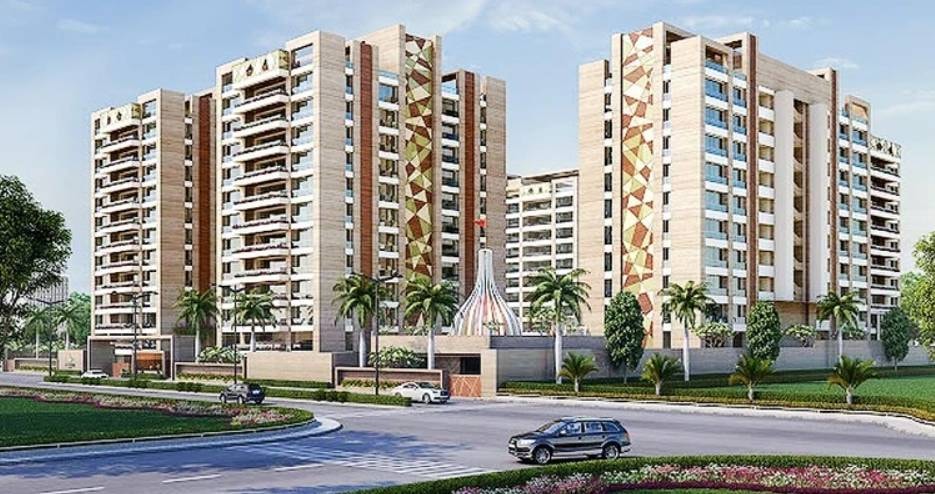 5 BHK Flat for Resale in D and M Elysium Avenue, Piplod, Surat - 5 BHK apartment for buy-resale in Piplod, Surat - main view