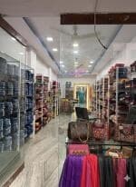 Shop / Showroom Resale in Navsari Falia, Navsari - Commercial Shops for Sale