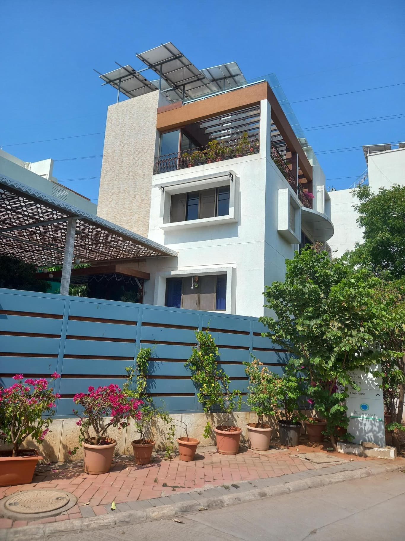 Villa New Project in bavdhan, Pune - Geras Isle Royale