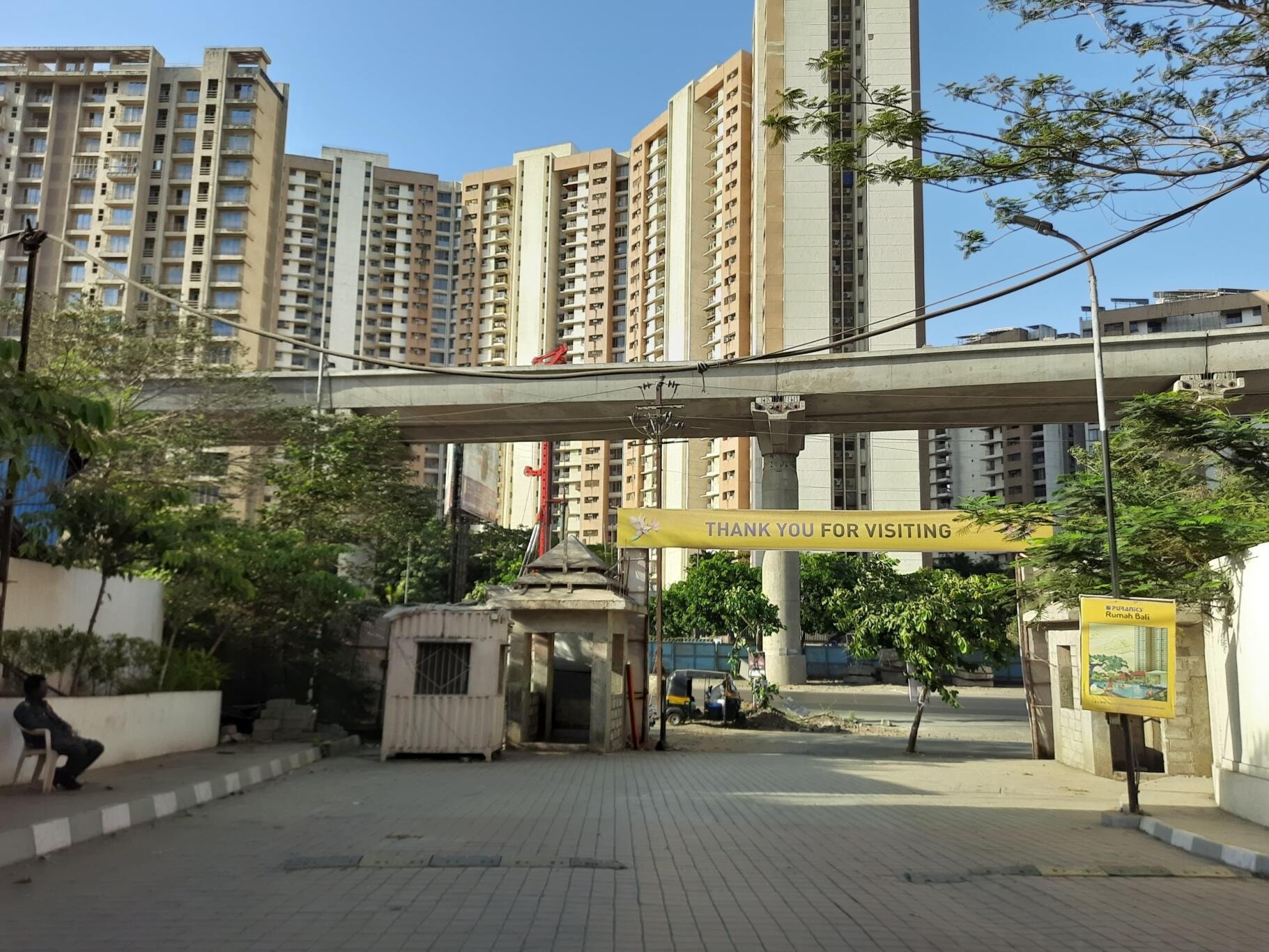 Puraniks Rumah Bali - side view in Thane