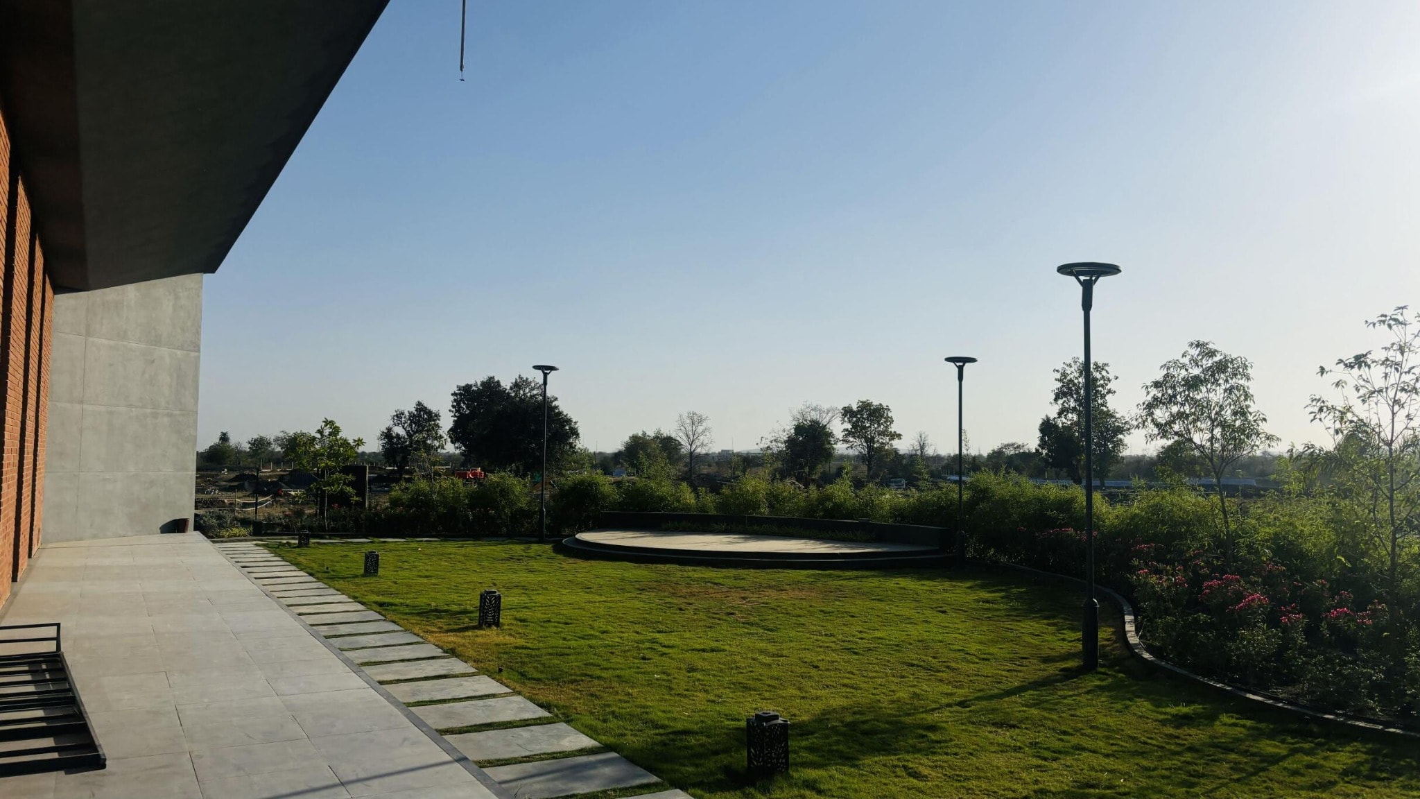 Kalpataru Ardene - side view in nagpur