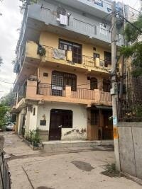 DDA Flats Sarita Vihar - side view in Chanakya Puri