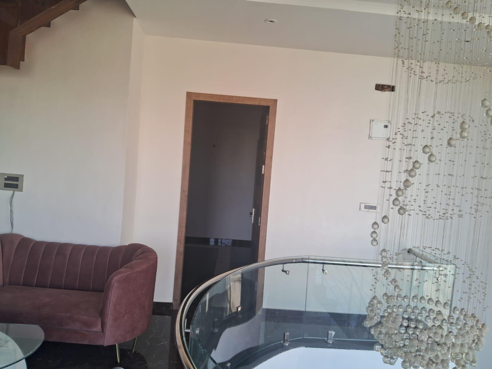 Employee Colony - 2 BHK villa for buy-resale in Employee Colony, Narnaul - main view