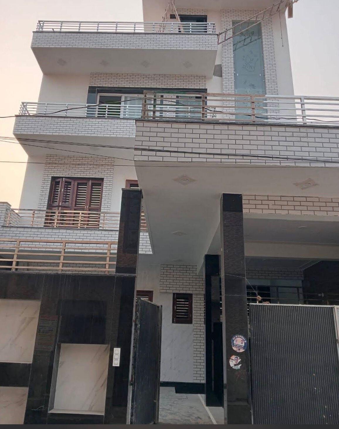 PIHUL APARTMENT - 9 BHK villa for buy-resale in New rajendra colony, Rohtak - main view