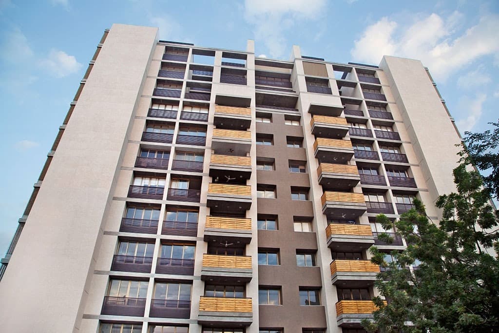 4 BHK Apartment Resale in Satellite, Ahmedabad - Nishant Ratnaakar Caledonia
