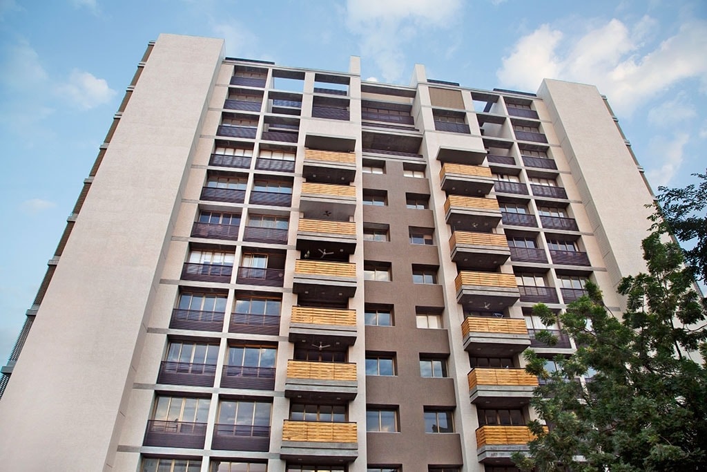 Nishant Ratnaakar Caledonia - 4 BHK apartment for buy-resale in Satellite, Ahmedabad - main view