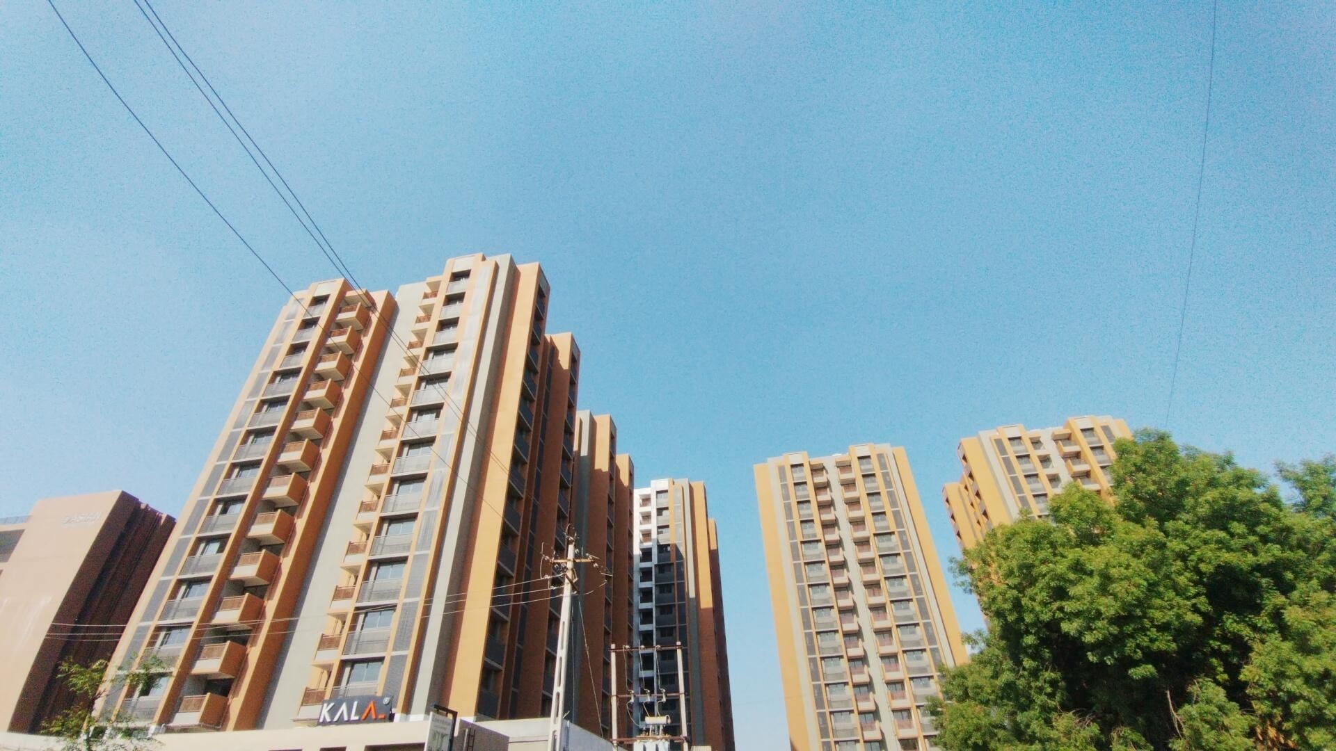 Kala Sagar Skie - 2 BHK apartment for buy-resale in Chandkheda, Ahmedabad - main view