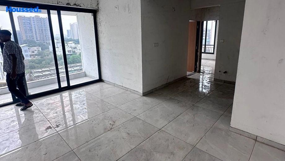 Resale Property - detail view in Gandhinagar