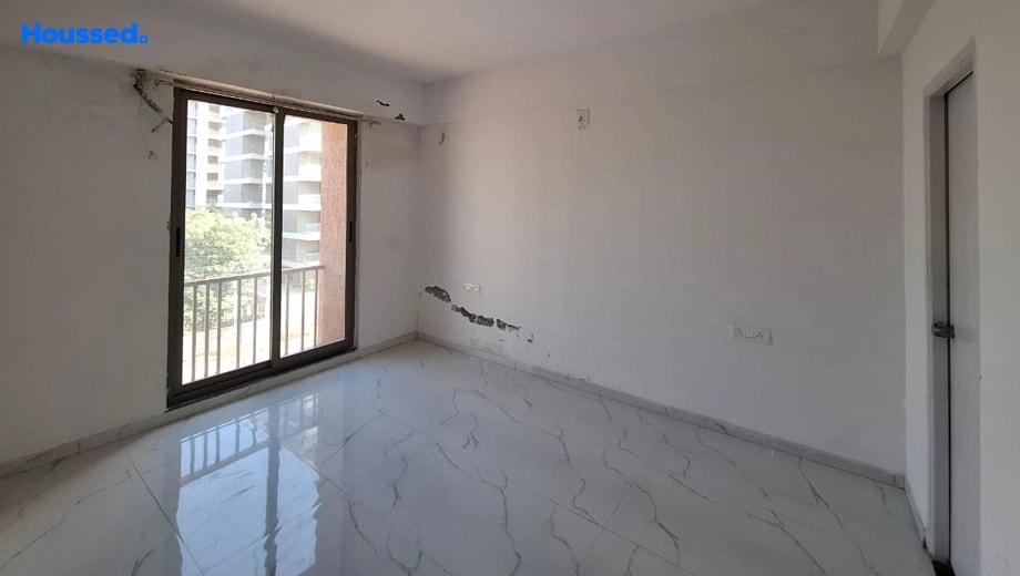 Resale Property - 2 BHK apartment for buy-resale in Koba, Gandhinagar - main view